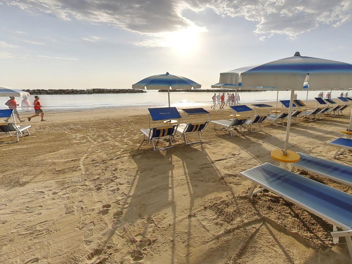 Hotel Buona fortuna Bellaria-Igea Marina Exterior foto